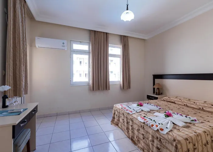 Hotel Helios Side