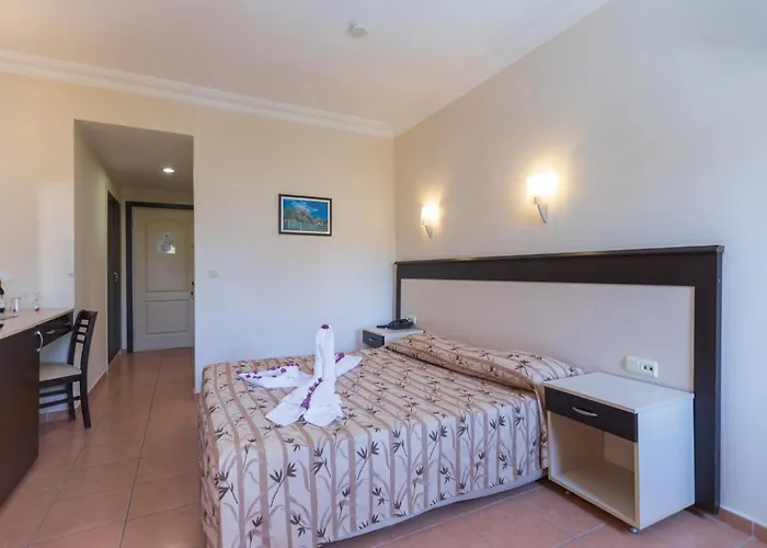 Hotel Helios Side