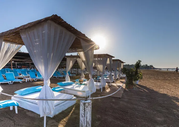 Helios Hotel Side